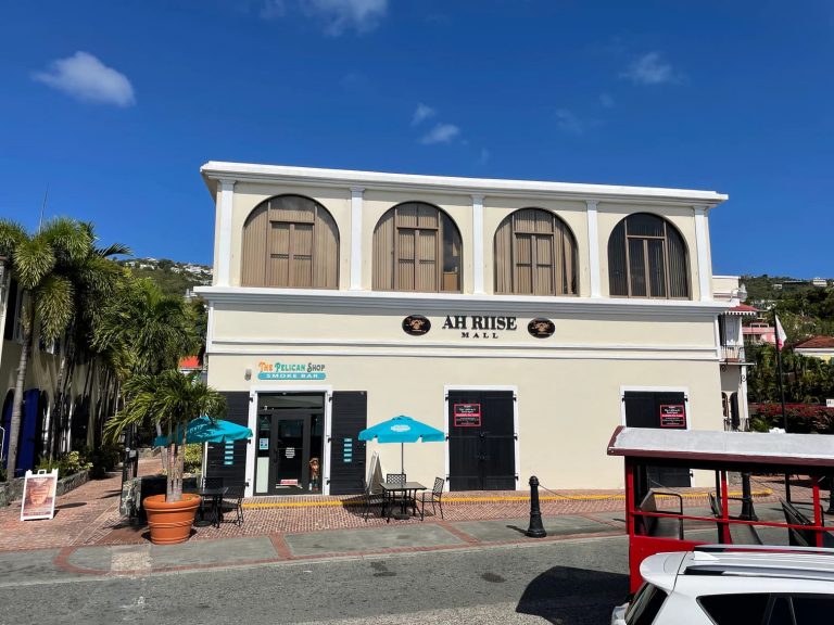 The Pelican Shop - St. Thomas